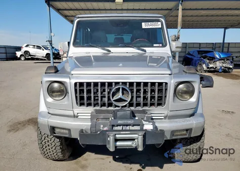 2002 Mercedes-Benz G 500 z USA, uszkodzony, nr VIN WDCYR49EX2X128555